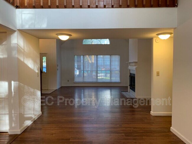 Foto del edificio - 1979 Tison Ln