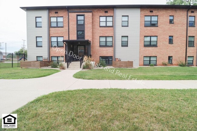 Foto del edificio - 1823 Griswold Dr