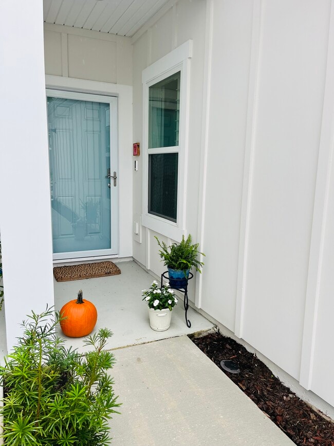 Building Photo - 113 Barley St