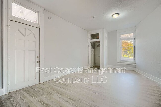 Foto del edificio - 2878 Harford Rd