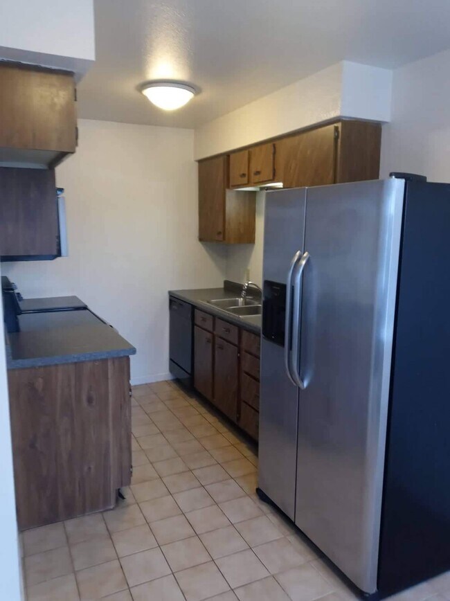Foto del edificio - 722 W Broomfield St