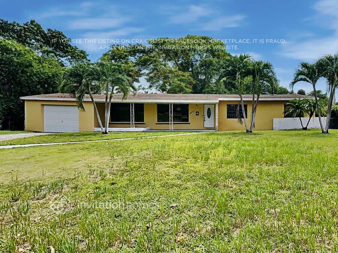 Foto principal - 6221 SW 62nd Terrace