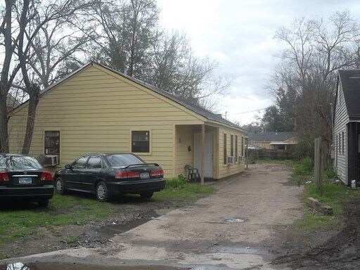 682 East Caston - WATER GARBAGE PAID - 682 East Caston - WATER  GARBAGE PAID