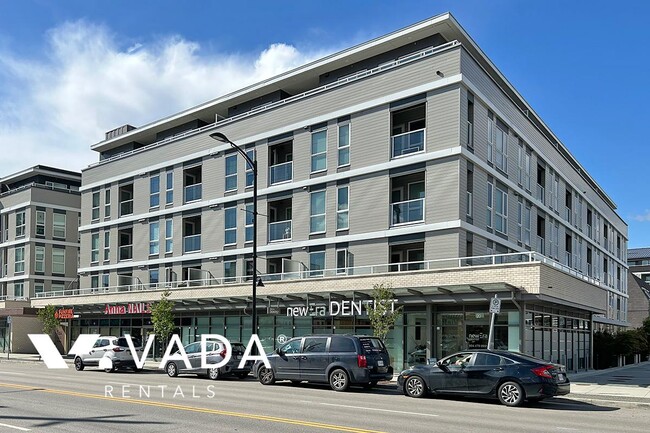 Building Photo - ERA 1 Bed Apartment Rental 313-22265 Dewdn...