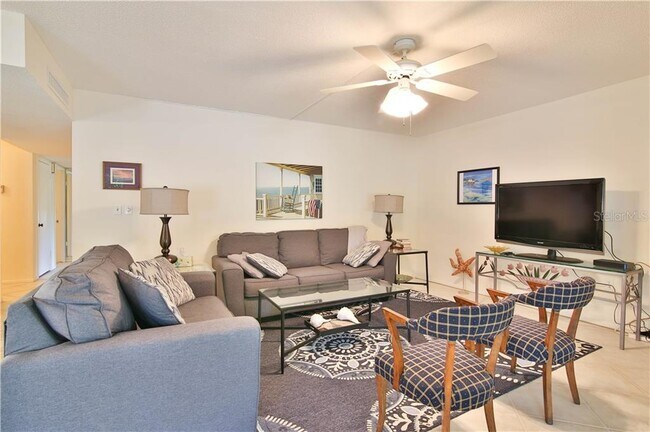 Foto del edificio - 101 Whispering Sands Dr