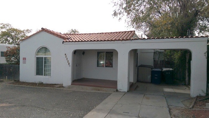 Primary Photo - 2128 Coal Ave SE, Apt C