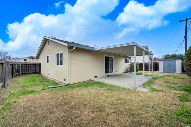 Building Photo - 2024 Starling Way