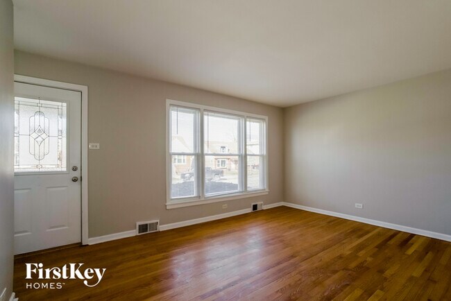 Foto del edificio - 4033 Gremley Ave