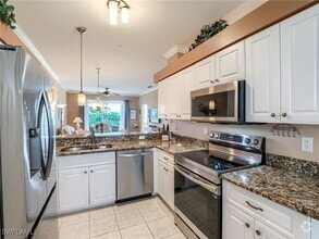 Building Photo - 8680 Cedar Hammock Cir