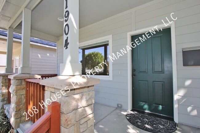 Foto del edificio - Craftsman Style Home on the Boise Bench