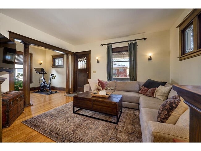 Foto del edificio - 4520 Bryant Ave S