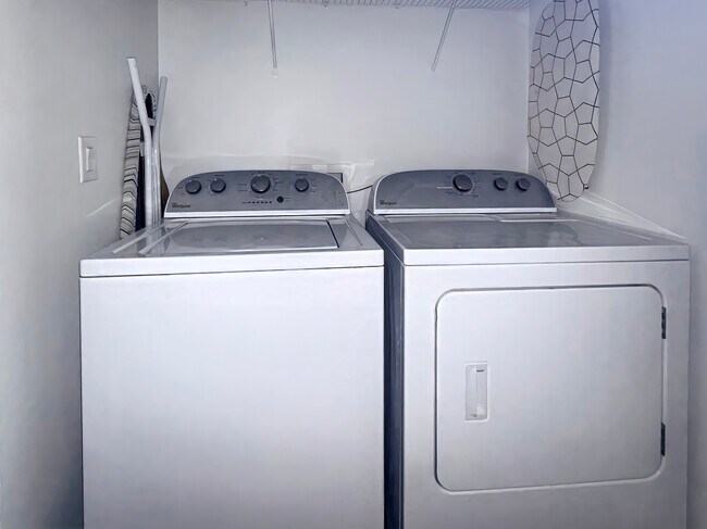 Building Photo - 3147 Tocoa Cir