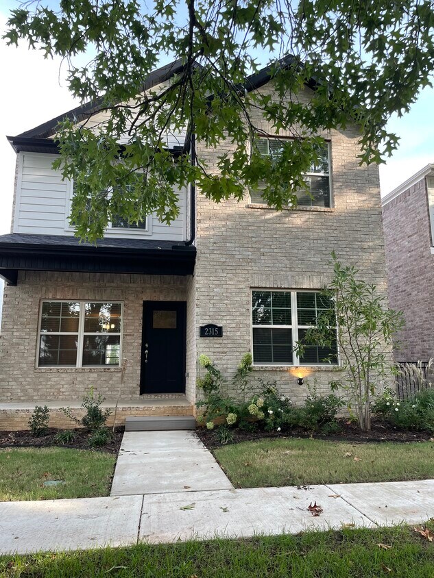 Front Exterior - 2315 E Amherst Aly