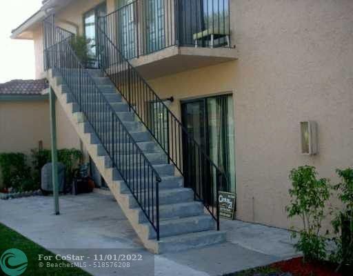 Foto del edificio - 11450 Royal Palm Blvd