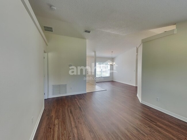 Building Photo - 13231 Moonflower Ct