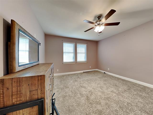 Building Photo - 4038 Woodford Dr