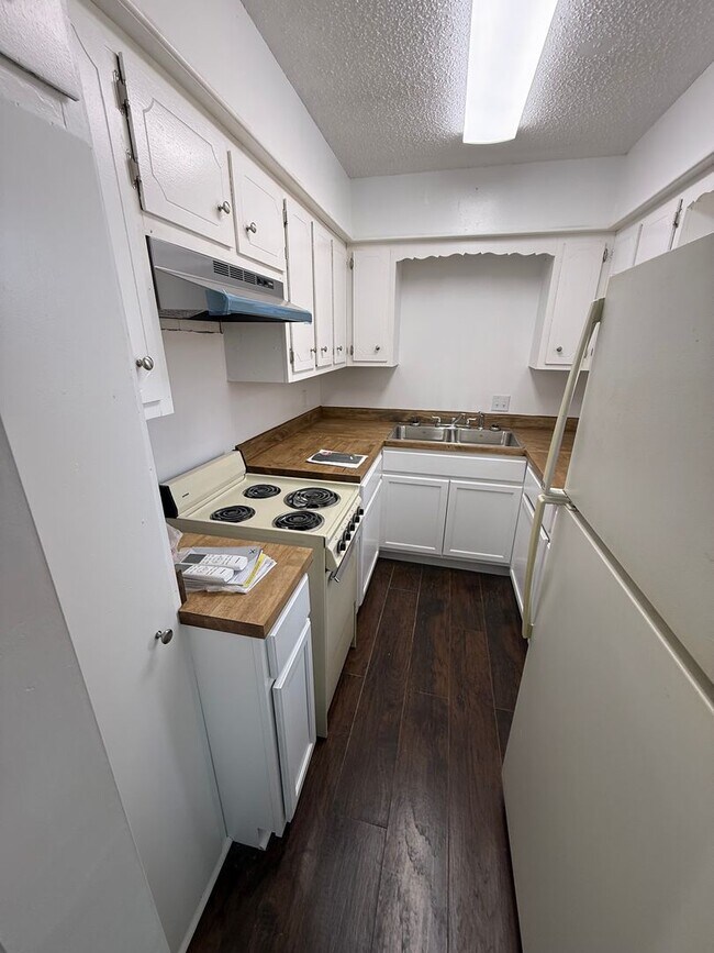 Foto del edificio - 1018 S 16th St