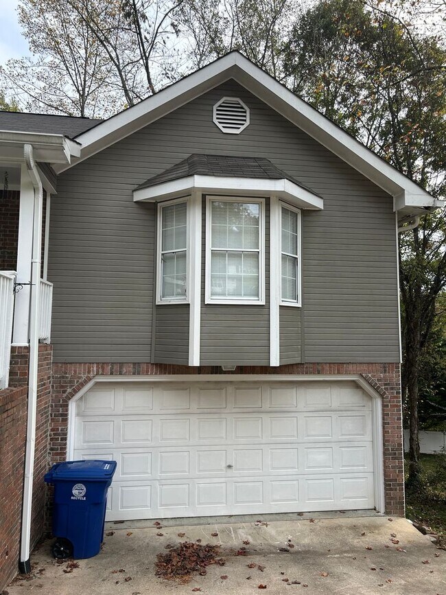 Building Photo - Big Ridge Community