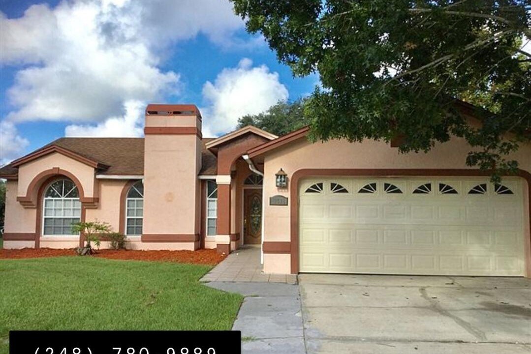 Primary Photo - 2526 Quail Run Blvd N