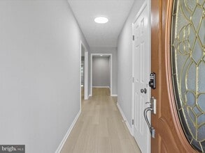 Building Photo - 614 Mt View St