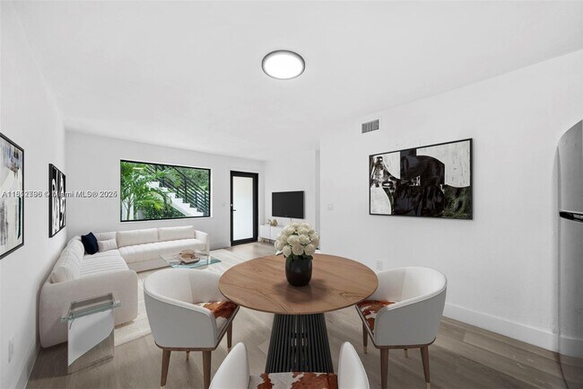 Foto del edificio - 37 NW 59th St