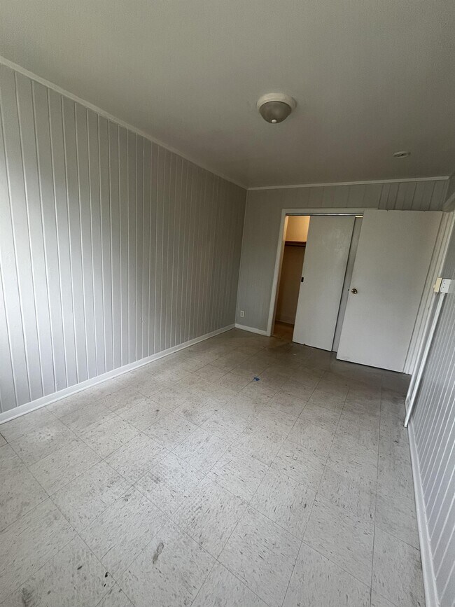 Foto del edificio - 1050 Moss St