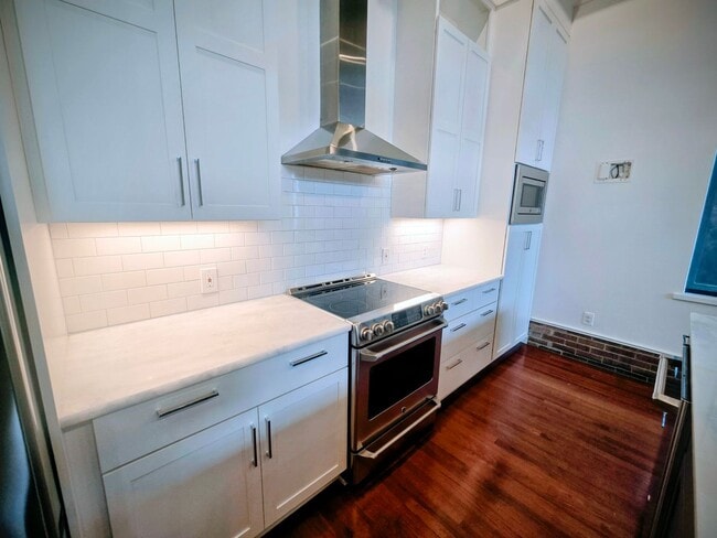 Foto del edificio - 1815 Main St