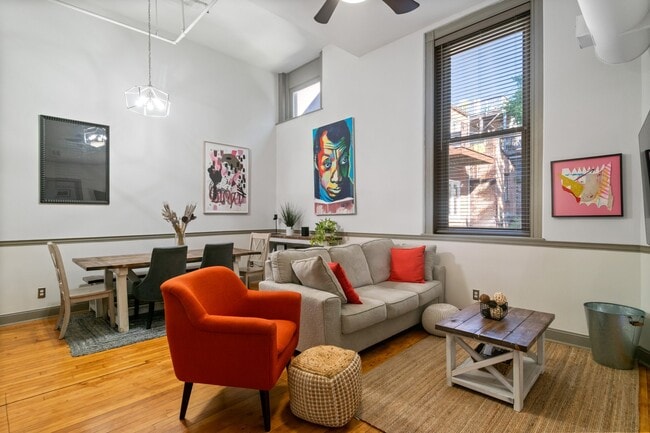 Building Photo - 511 S Bond St
