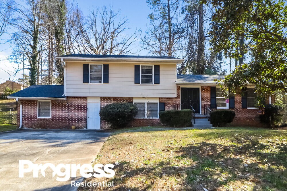 4009 Wedgefield Cir, Decatur, GA 30035 House Rental in Decatur, GA