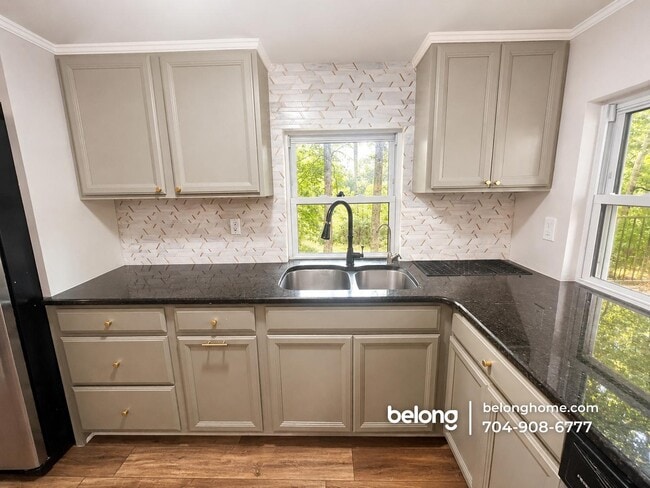Building Photo - 4866 Emma Love Ln