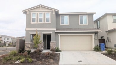 Building Photo - 4456 Tucker Dr