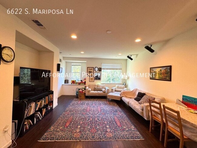 Foto del edificio - 6622 S Mariposa Ln