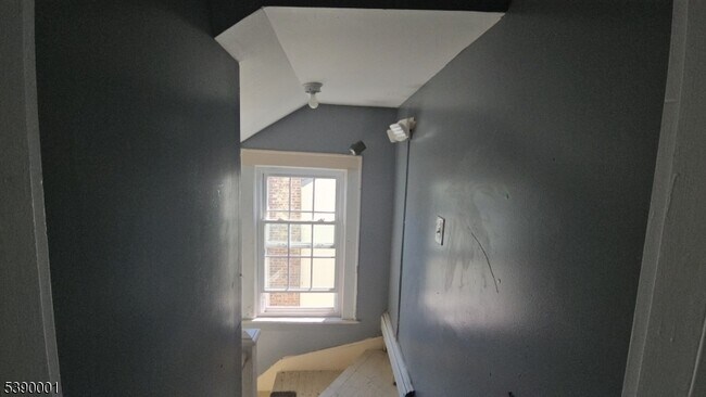 Foto del edificio - 264 Pomona Ave