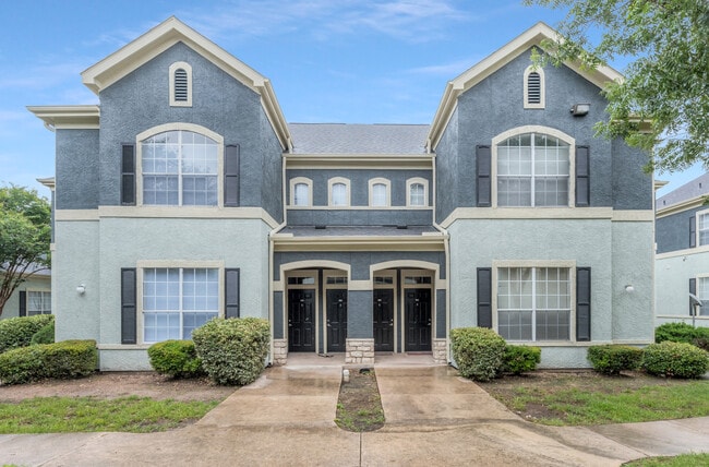 Building Photo - Villas at Willow Springs