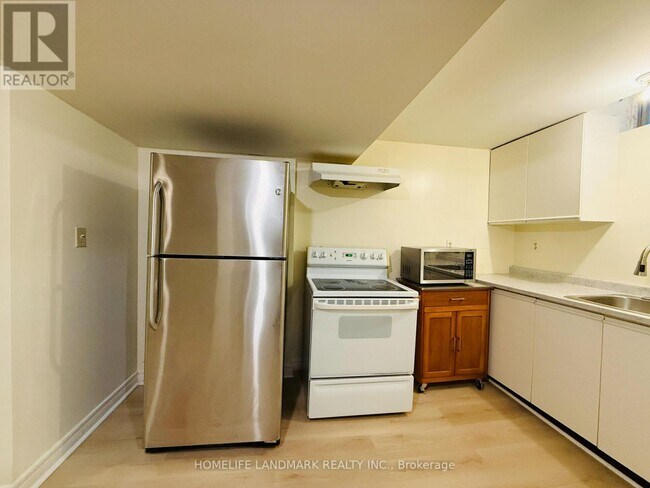 Building Photo - 90 Nightstar Dr