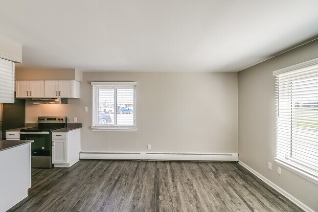 Maya - Sala de estar - Poet Place Apartments