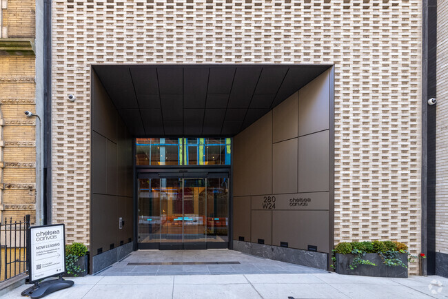 Entrance - Chelsea Canvas