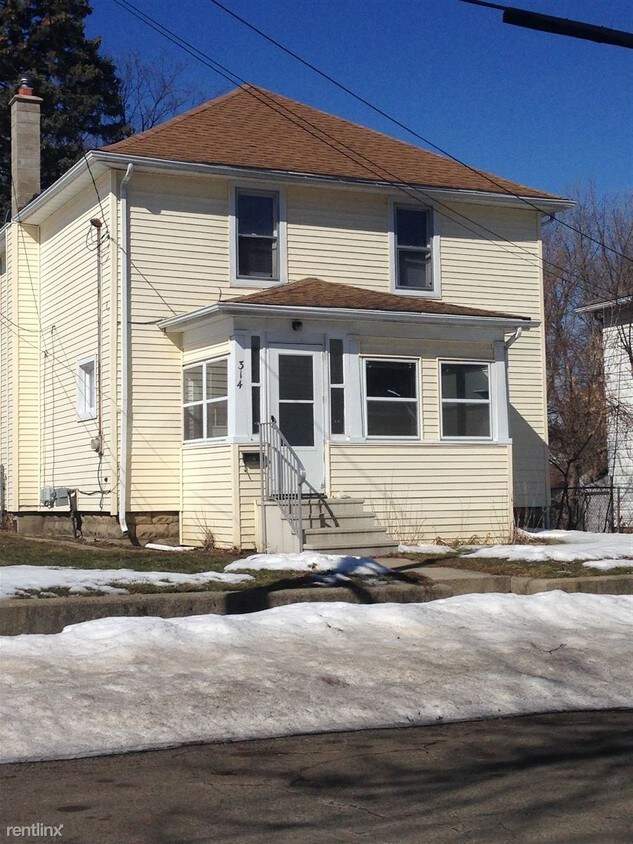 Primary Photo - 314 N Gorham St