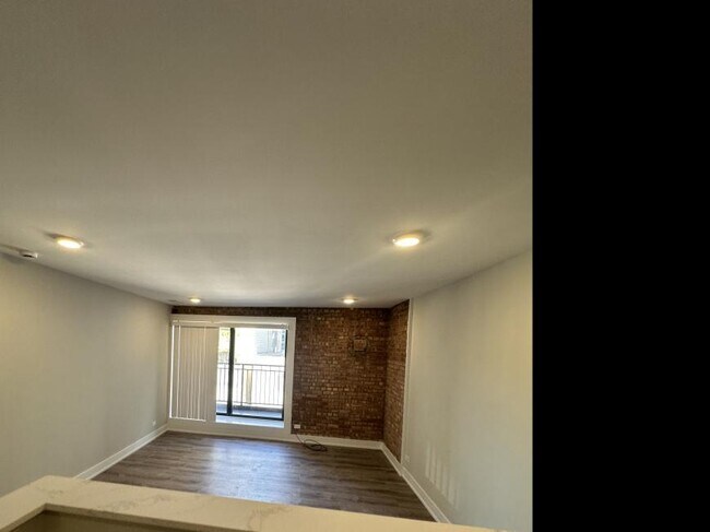 Foto del edificio - 2 bedroom in Chicago IL 60610