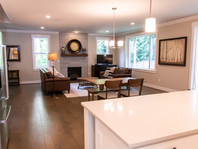 Foto del edificio - 5402 132nd St Ct NW