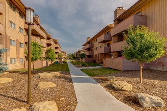 Building Photo - Glenmore Estates