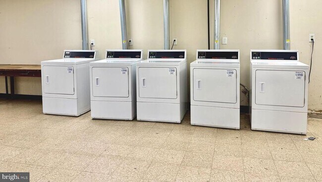 Foto del edificio - 4120 14th St NW