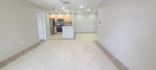 Foto del edificio - 940 Village Trail