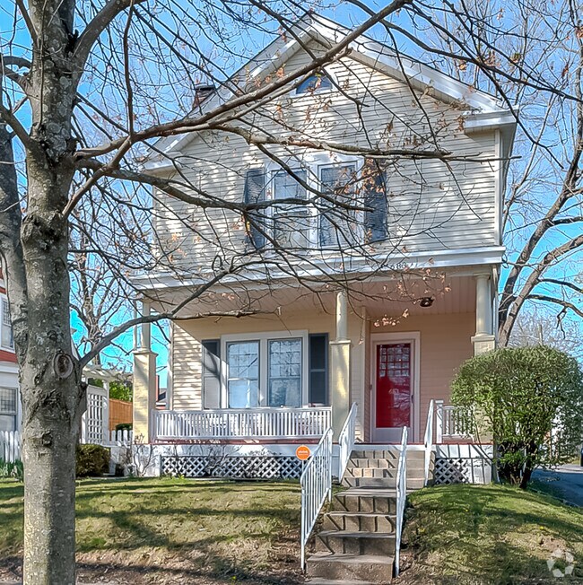 Best Luxury Northside District Apartments for Rent Lexington, KY 1