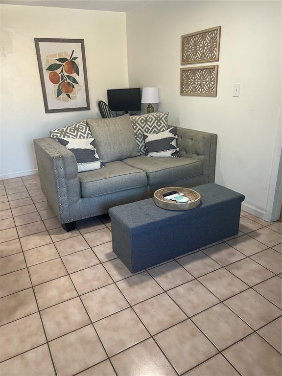 Building Photo - 4828 El Capistrano Dr