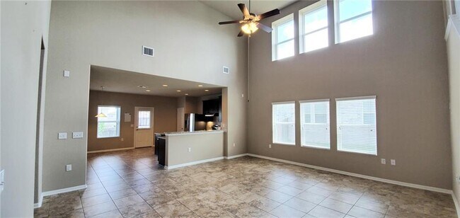 Foto del edificio - 3112 Pearlman Dr