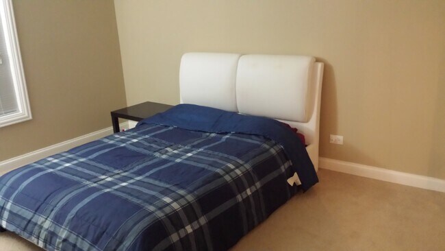 Master Bedroom - 614 Tralee Ct