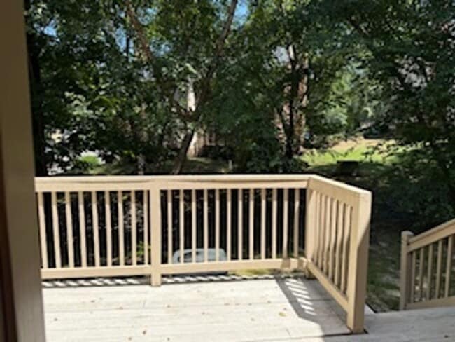 Building Photo - 3205 Coachman's Way