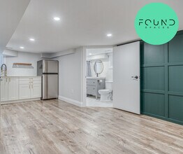 Building Photo - 37 Garfield Ave N