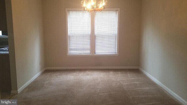 Building Photo - 23124 Autumn Leaf Way